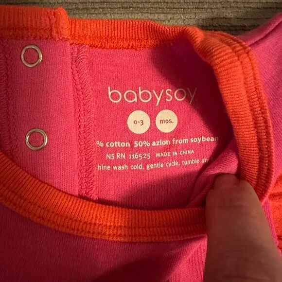 BabySoy one piece 0-3 months pink and orange - Picture 4 of 5